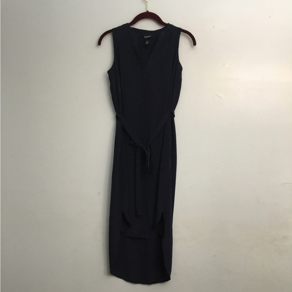 White House Black Market Sleeveless V-neck Sheath Dress - Picture 6 of 14